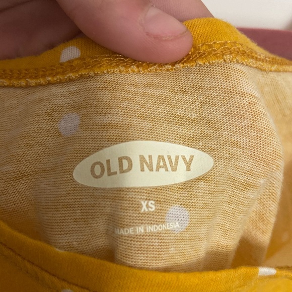 Old navy tank tops (2) - Picture 4 of 4